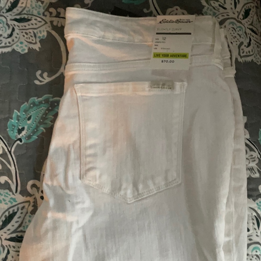 Eddie Bauer Women’s Jeans Slighty Curvy. Size 12